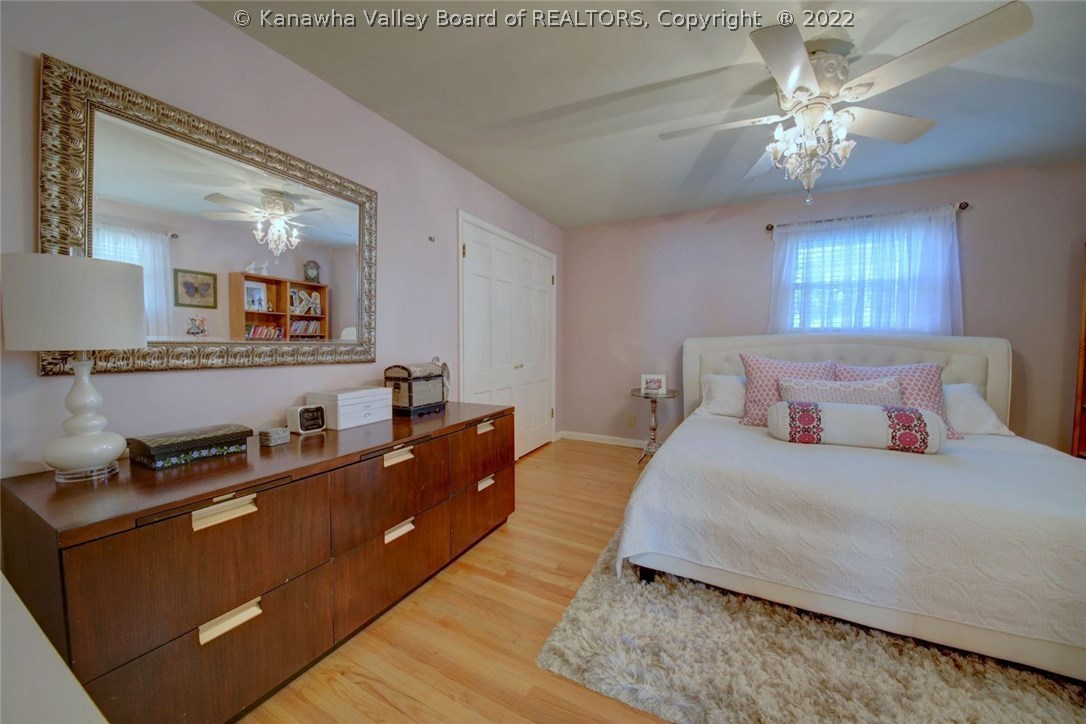 1402 Sweetbrier Road Charleston, WV 25314 - Photo 16 of 30 Gallery Image 16