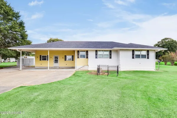 $199,000 | 144 Christ The King Road, Sunset, LA 70584