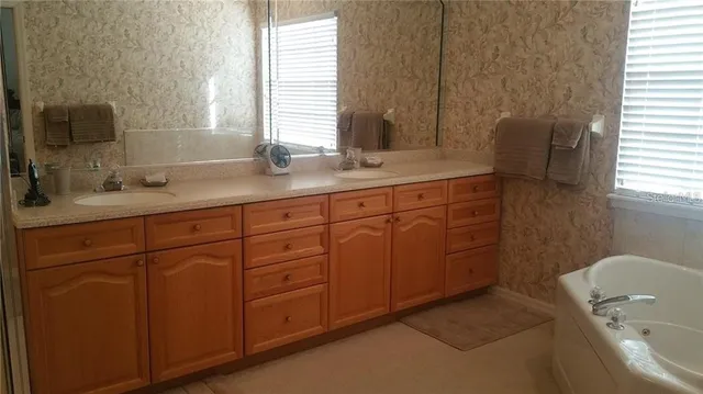 $3,500 | 3607 Square W Lane, Unit 20, Sarasota, FL 34238