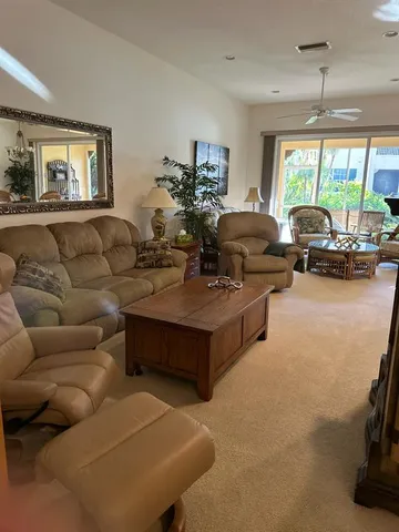 $3,500 | 3607 Square W Lane, Unit 20, Sarasota, FL 34238