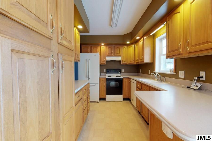 1125 South Portage Road Jackson, MI 49201 - Photo 11 of 33 Photo 11