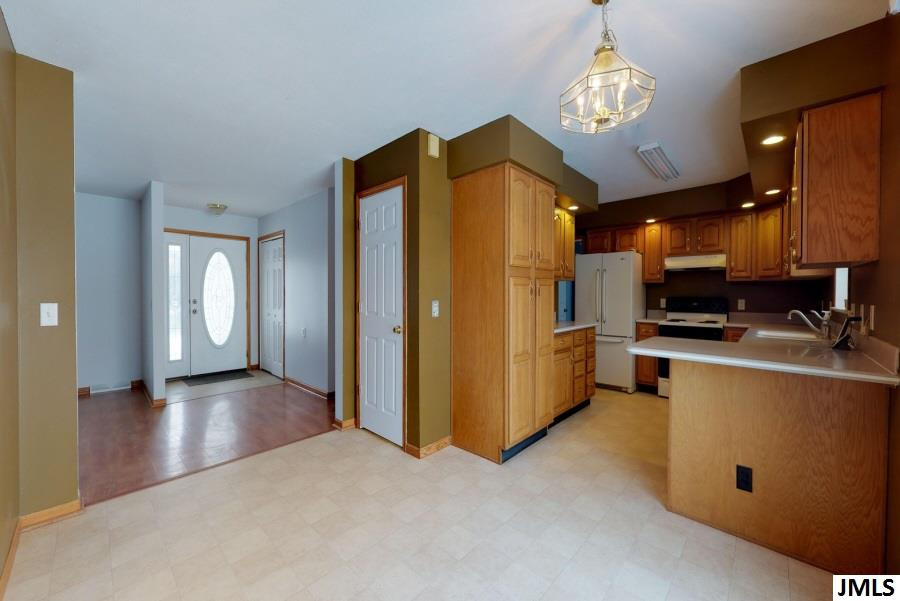 1125 South Portage Road Jackson, MI 49201 - Photo 8 of 33 Photo 8