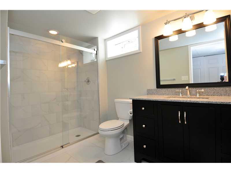 675 Bairdford Road Tarentum, PA 15084 - Photo 13 of 22 Full Bath. Full bath on lower level.