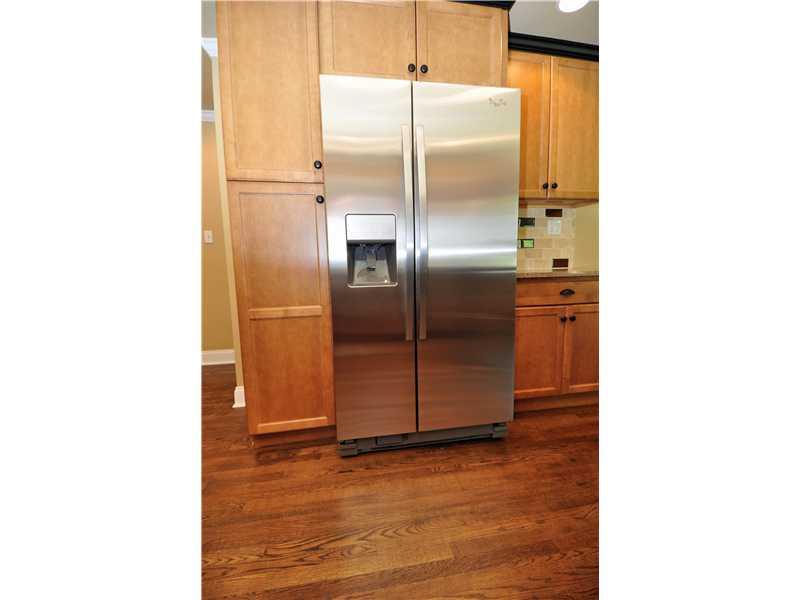 675 Bairdford Road Tarentum, PA 15084 - Photo 20 of 22 Kitchen.