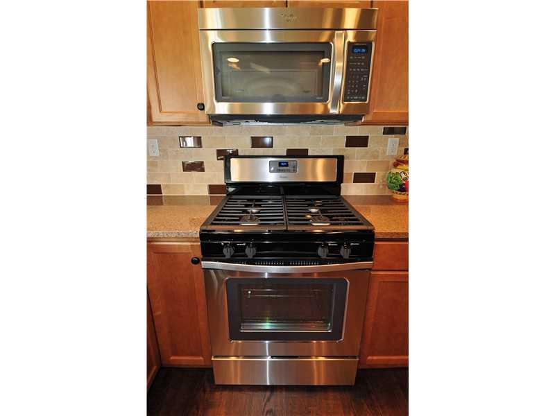 675 Bairdford Road Tarentum, PA 15084 - Photo 5 of 22 Kitchen. I want that!!