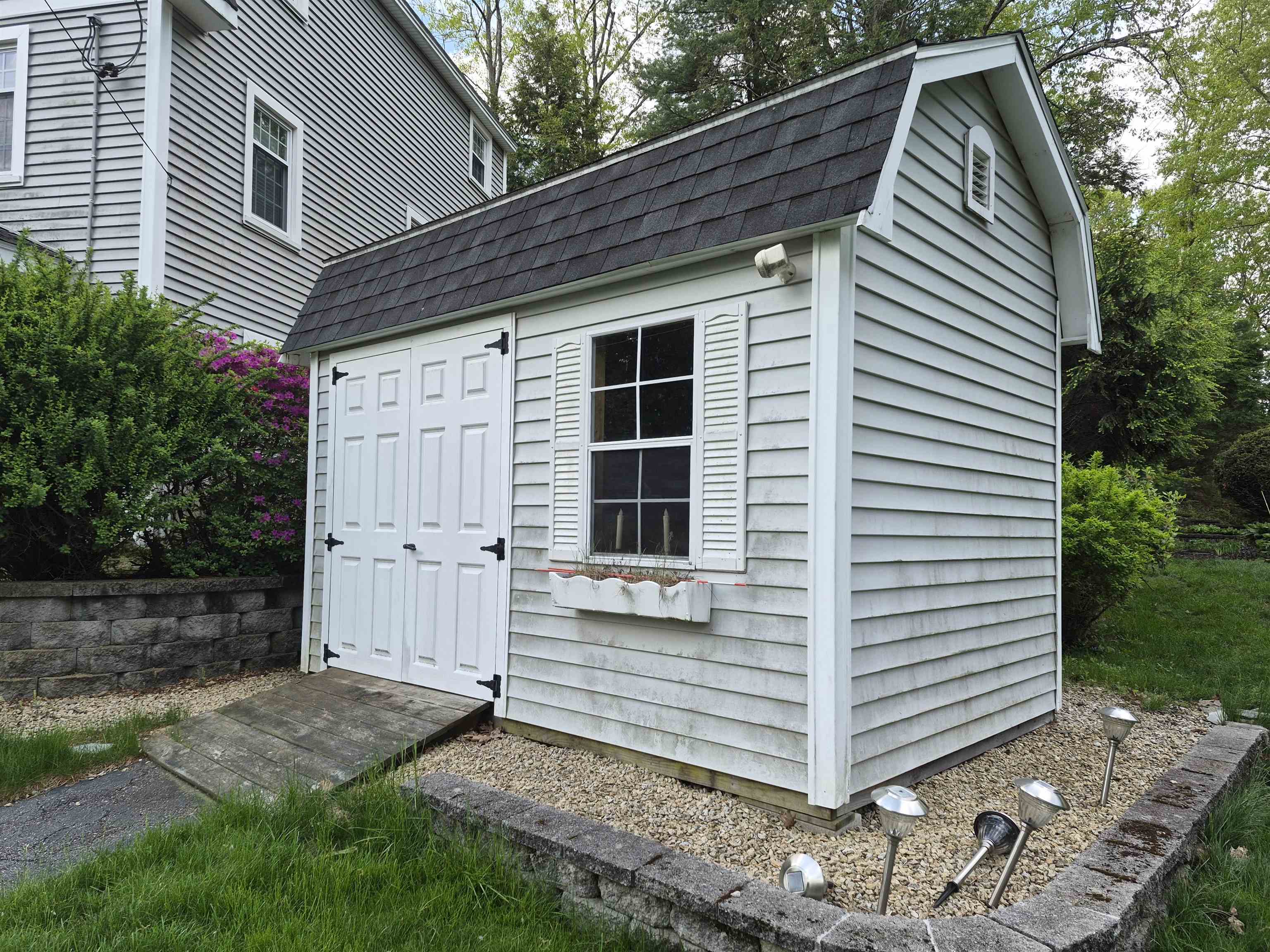 20 Shelburne Road Nashua, NH 03063 - Photo 40 of 41
