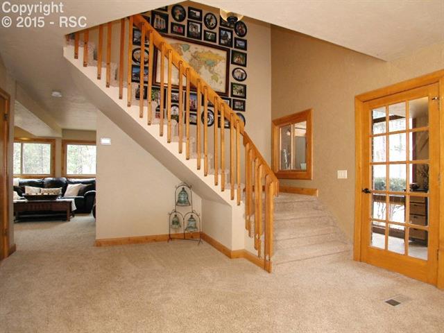 770 Timber Valley Road Colorado Springs, CO 80919 - Photo 9 of 28