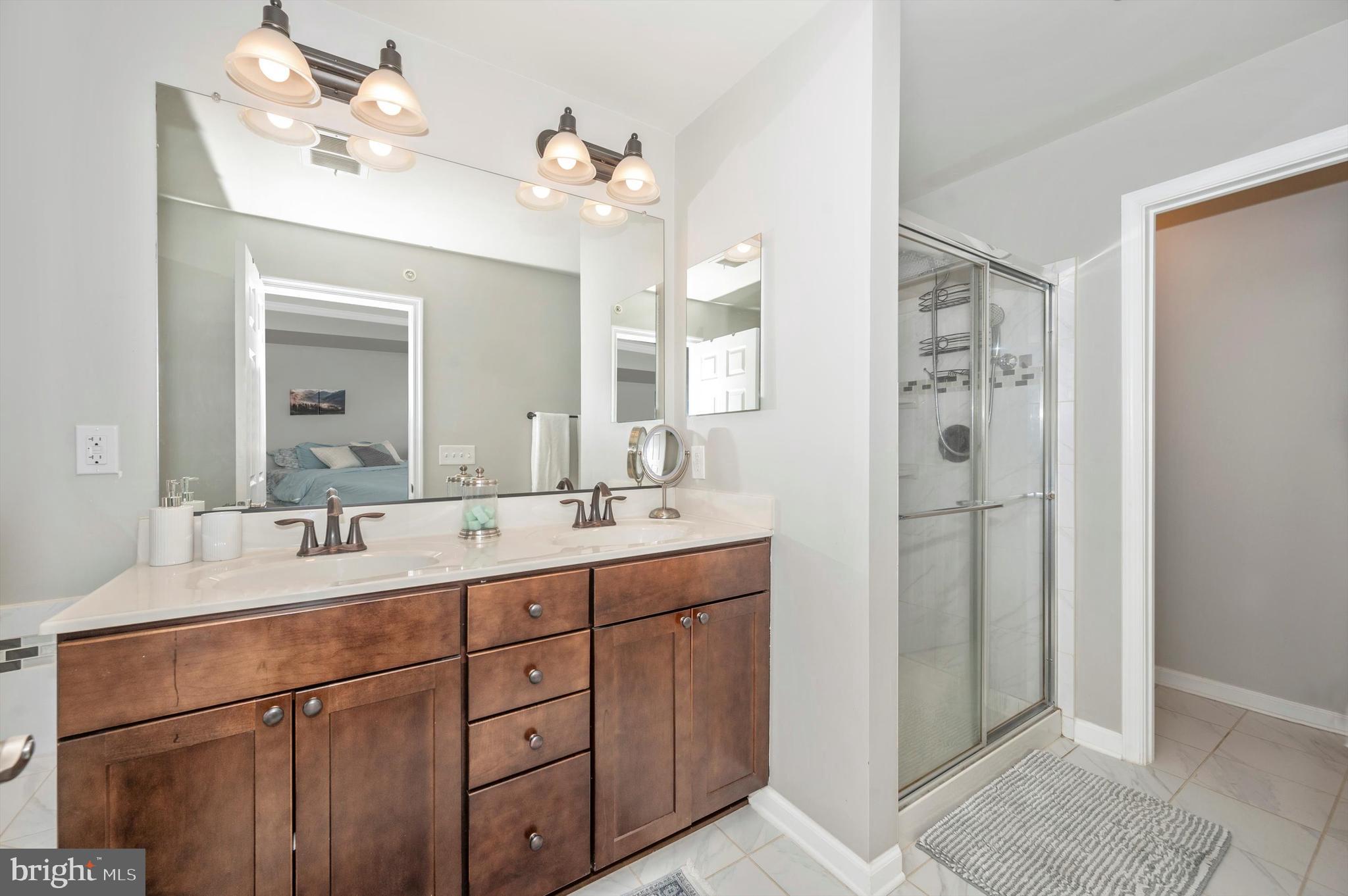 6197 Murray Terrace Frederick, MD 21703 - Photo 14 of 27 Primary bathroom