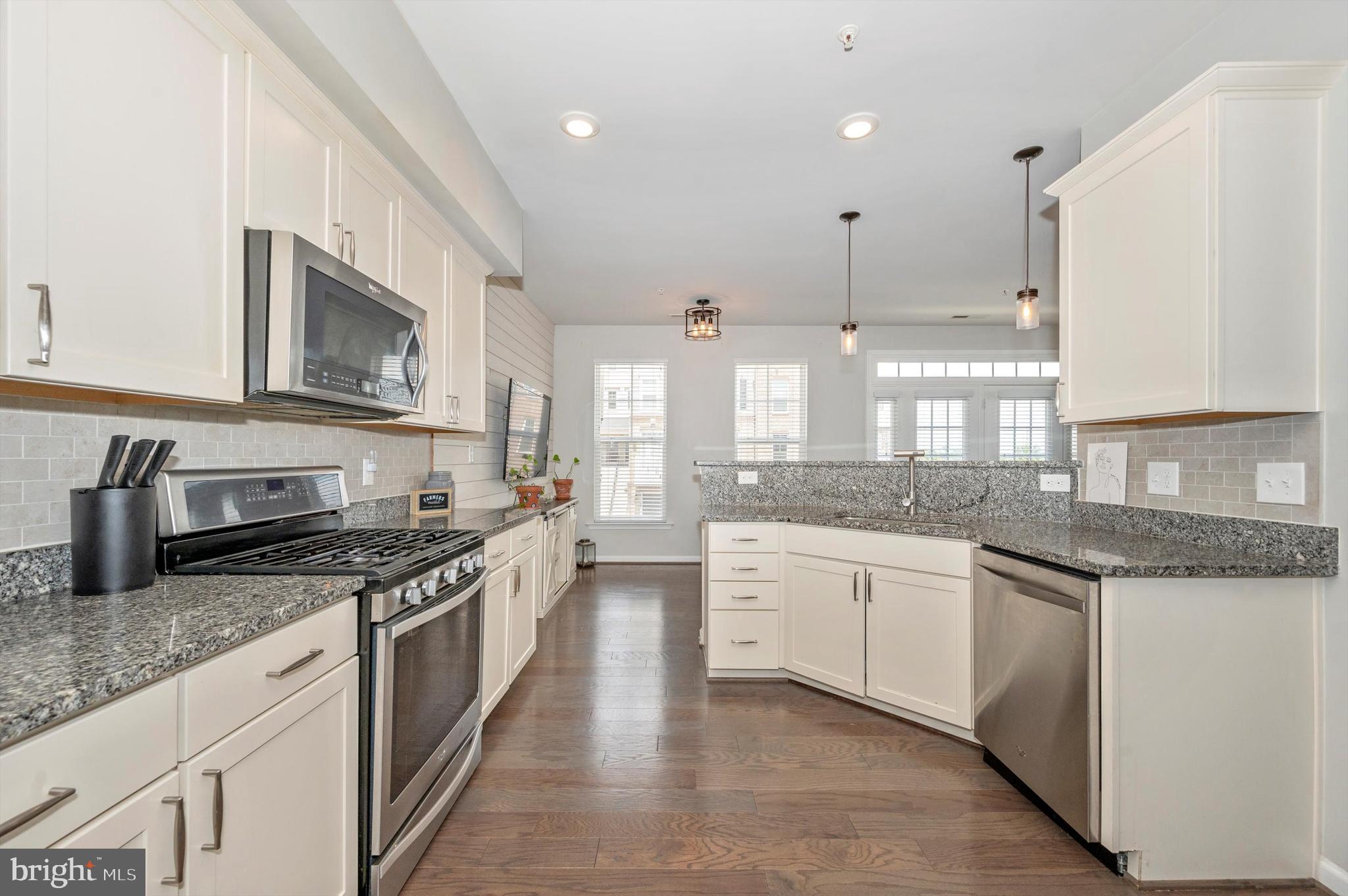 6197 Murray Terrace Frederick, MD 21703 - Photo 10 of 27