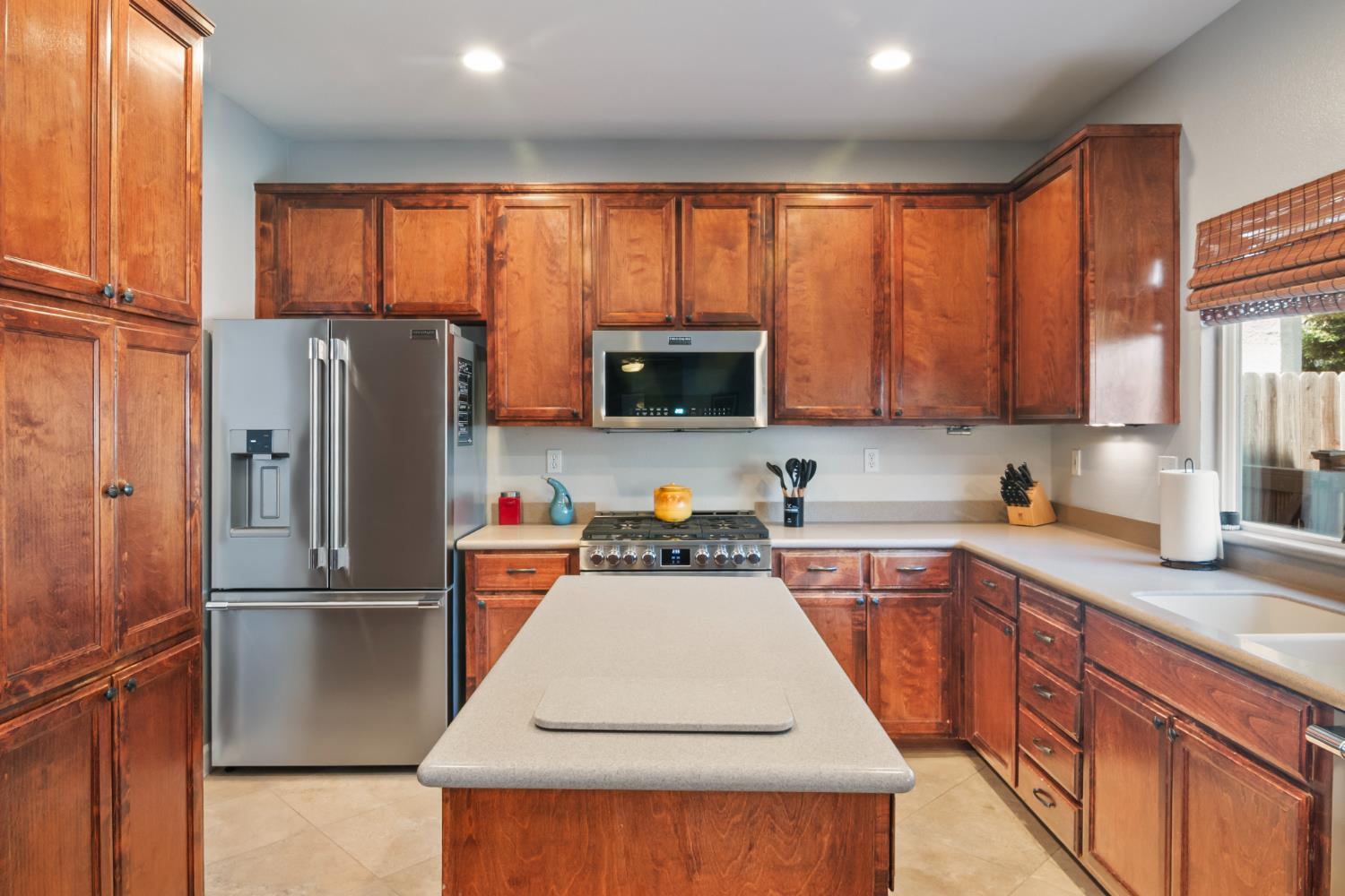 1716 Candler Lane Modesto, CA 95355 - Photo 12 of 28