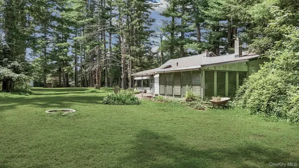 $675,000 | 12 Kiernan Glen, Cuddebackville, NY 12729
