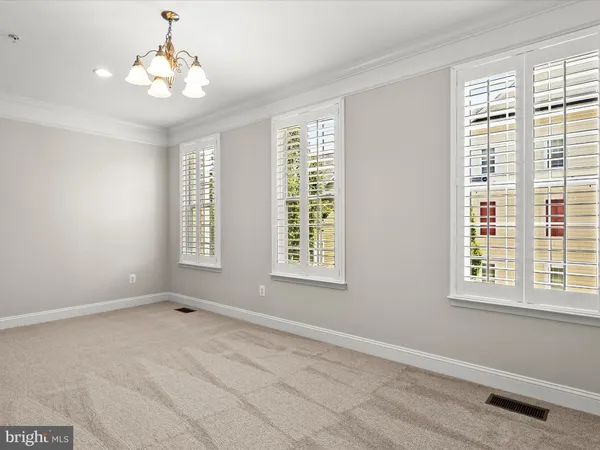 $3,500 | 5803 Lois Lane, Ellicott City, MD 21043