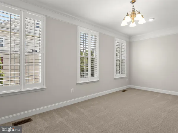 $3,500 | 5803 Lois Lane, Ellicott City, MD 21043