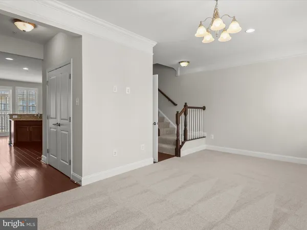 $3,500 | 5803 Lois Lane, Ellicott City, MD 21043