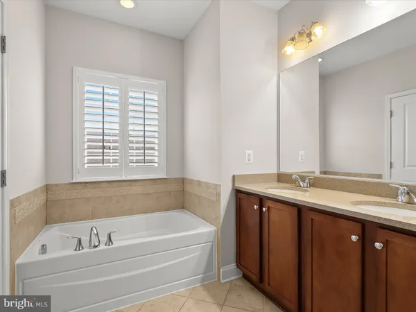$3,500 | 5803 Lois Lane, Ellicott City, MD 21043