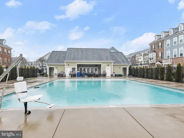 $3,500 | 5803 Lois Lane, Ellicott City, MD 21043