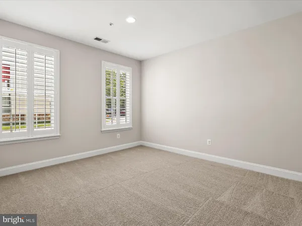 $3,500 | 5803 Lois Lane, Ellicott City, MD 21043