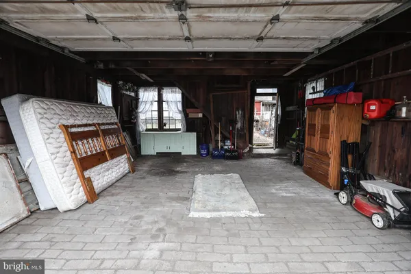 a view of front door with outdoor space