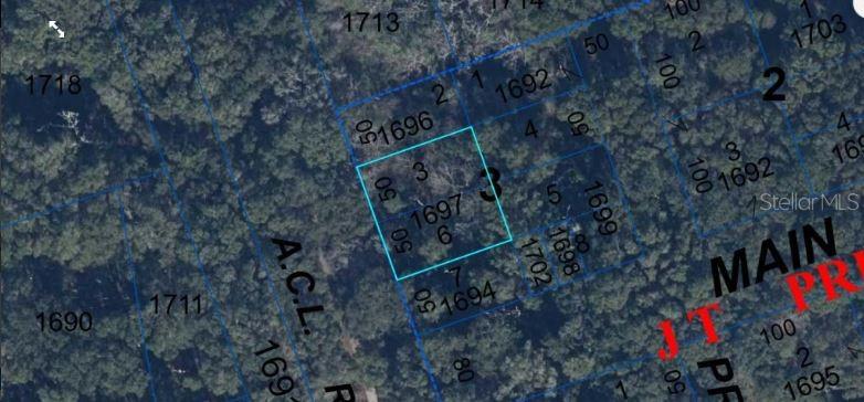 Wade High Springs, FL 32643 - Photo 4 of 6 a picture of red door