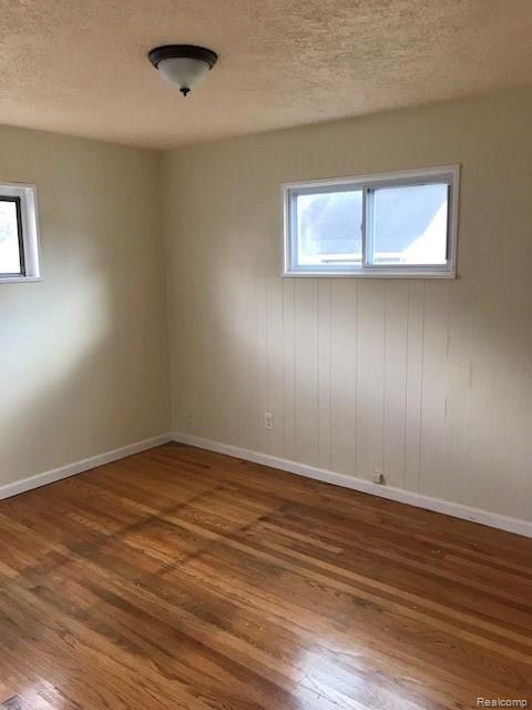 3744 Toepfer Road Warren, MI 48091 - Photo 7 of 9