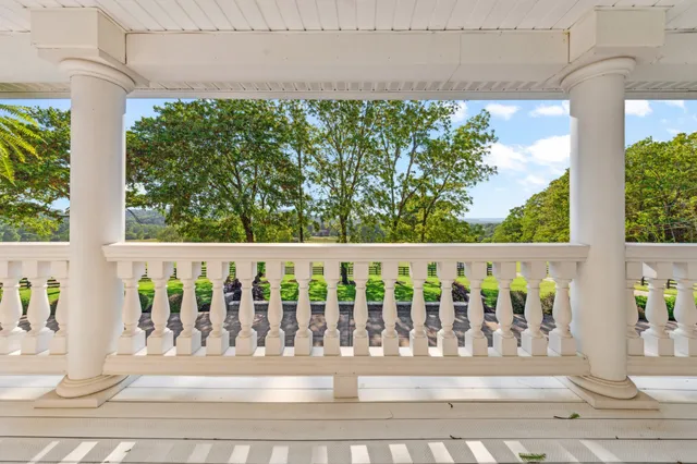 $1,749,900 | 4000 Cantebury Drive, Culleoka, TN 38451