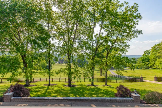 $1,749,900 | 4000 Cantebury Drive, Culleoka, TN 38451