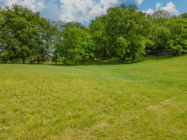 $1,739,900 | 4000 Cantebury Drive, Culleoka, TN 38451