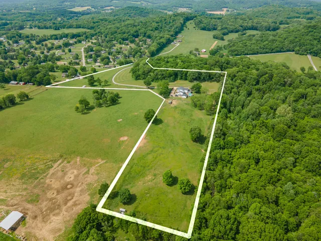$1,739,900 | 4000 Cantebury Drive, Culleoka, TN 38451