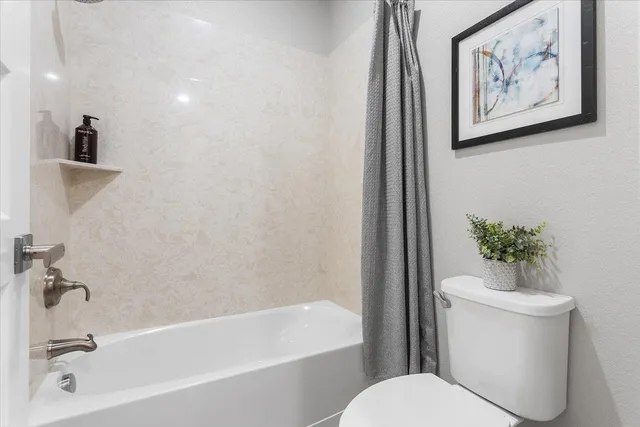 $1,395,000 | 406 Mosley Avenue, Alameda, CA 94501