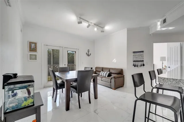 $275,000 | 11901 Sandy Knoll Court, Unit 814, Orlando, FL 32825