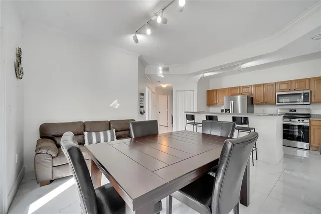 $275,000 | 11901 Sandy Knoll Court, Unit 814, Orlando, FL 32825