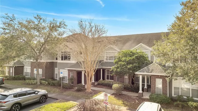 $275,000 | 11901 Sandy Knoll Court, Unit 814, Orlando, FL 32825