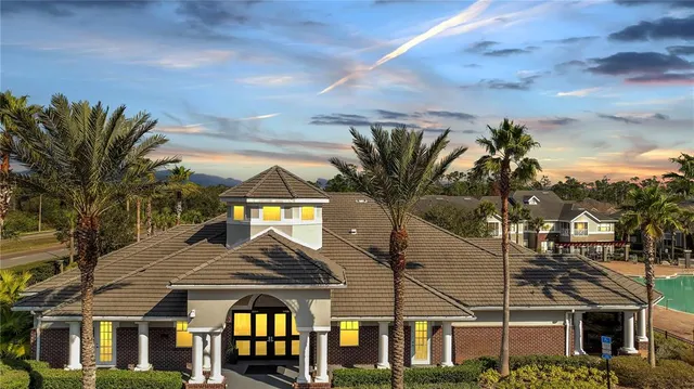 $275,000 | 11901 Sandy Knoll Court, Unit 814, Orlando, FL 32825