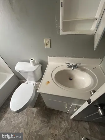 $229,900 | 207 North Carey Street, Baltimore, MD 21223