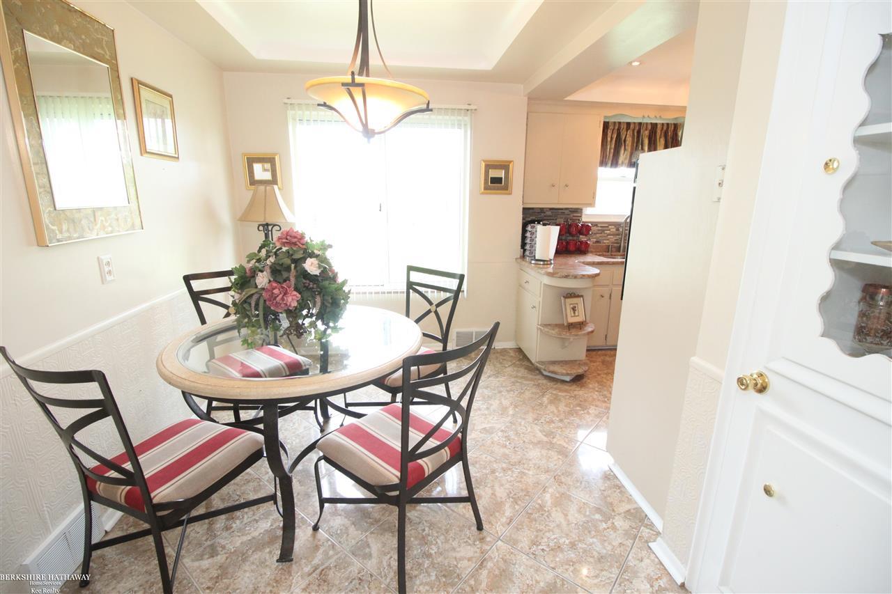 8625 Menge Street Center Line, MI 48015 - Photo 6 of 30 31396539-6.JPG