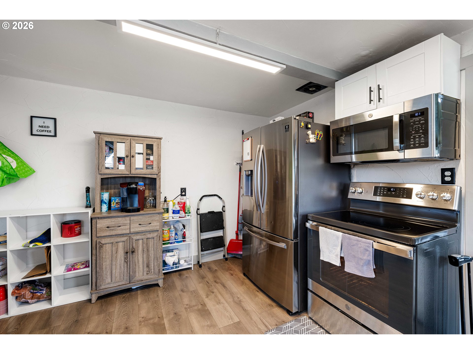 220 21st Street Springfield, OR 97477 - Photo 8 of 25