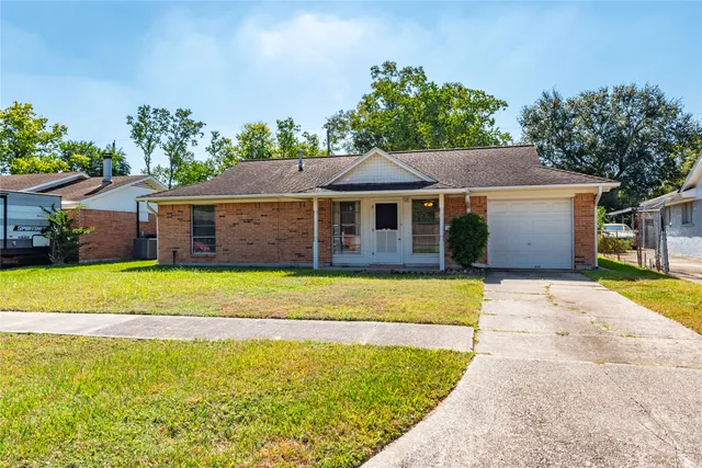 $1,750 | 10914 Keese Drive, Houston, TX 77089