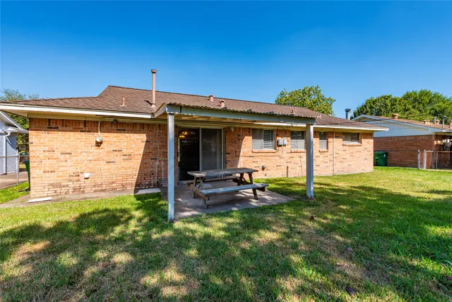 $1,750 | 10914 Keese Drive, Houston, TX 77089