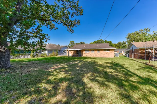 $1,750 | 10914 Keese Drive, Houston, TX 77089