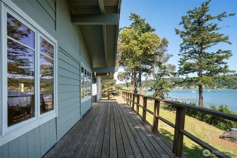 $1,638,000 | 1794 Bayshore Road, Lopez Island, WA 98261