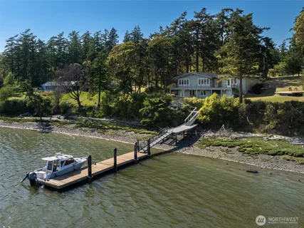 $1,638,000 | 1794 Bayshore Road, Lopez Island, WA 98261