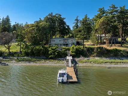 $1,638,000 | 1794 Bayshore Road, Lopez Island, WA 98261