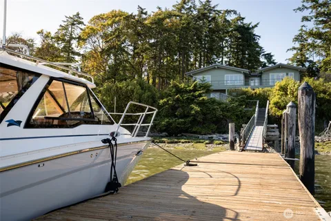 $1,638,000 | 1794 Bayshore Road, Lopez Island, WA 98261