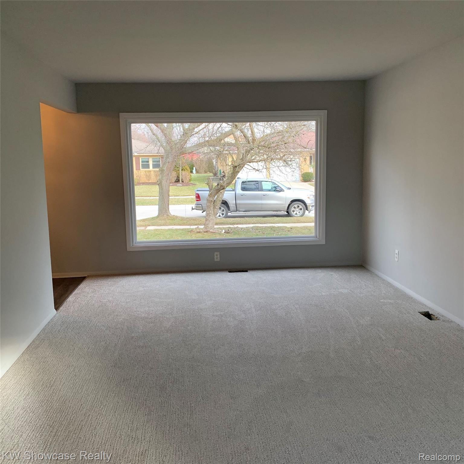 Ridge Living Room.jpg