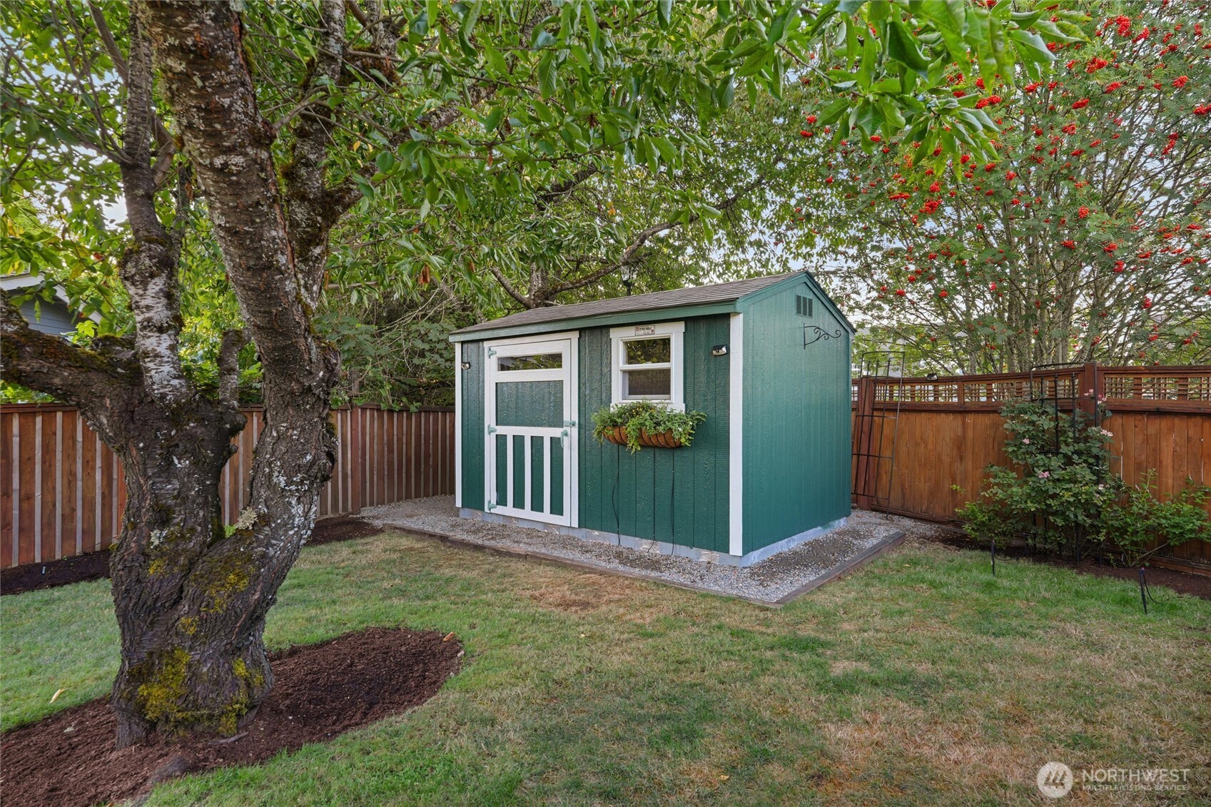 17005 159th Place Southeast Renton, WA 98058 - Photo 36 of 38 Gallery Image 36
