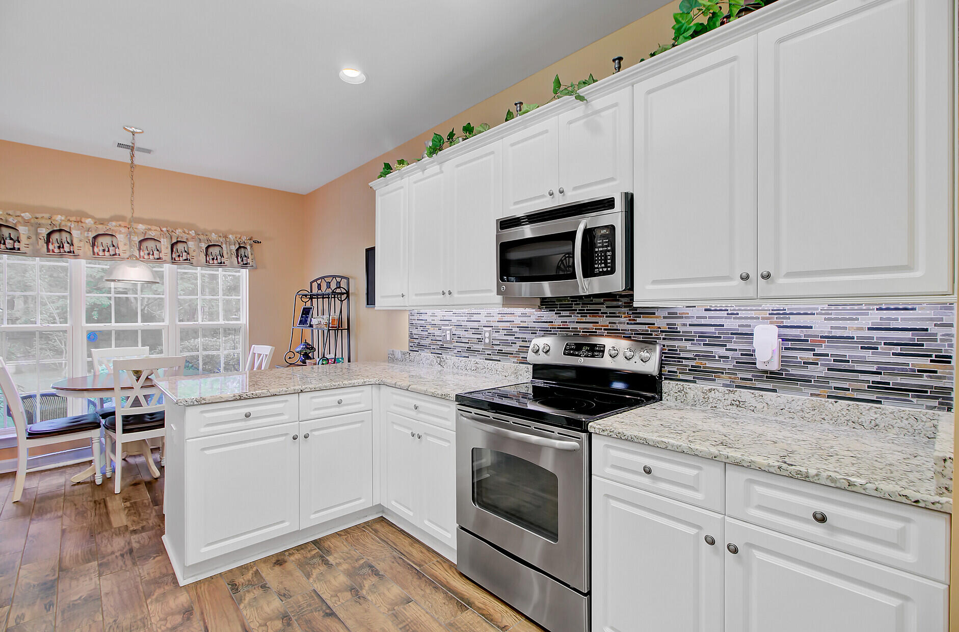 9447 Harroway Road Summerville, SC 29485 - Photo 16 of 66 23_23_mls