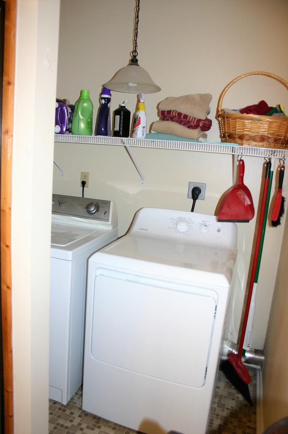 4957 Ledford Road Cosby, TN 37722 - Photo 20 of 40 Laundry area