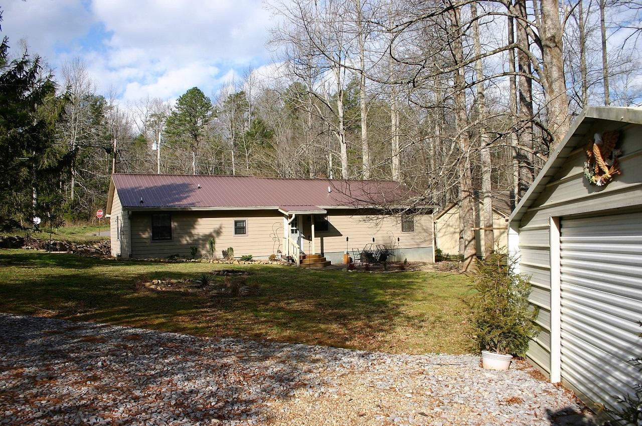 4957 Ledford Road Cosby, TN 37722 - Photo 34 of 40 Outbuilding to back yard