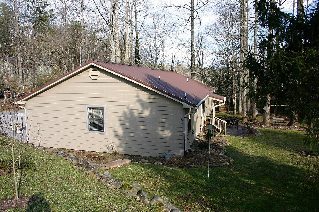 4957 Ledford Road Cosby, TN 37722 - Photo 37 of 40 Back yard