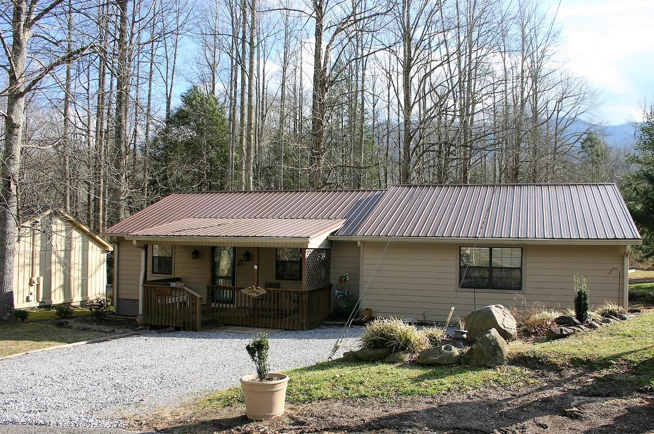 4957 Ledford Road Cosby, TN 37722 - Photo 40 of 40 Front of house